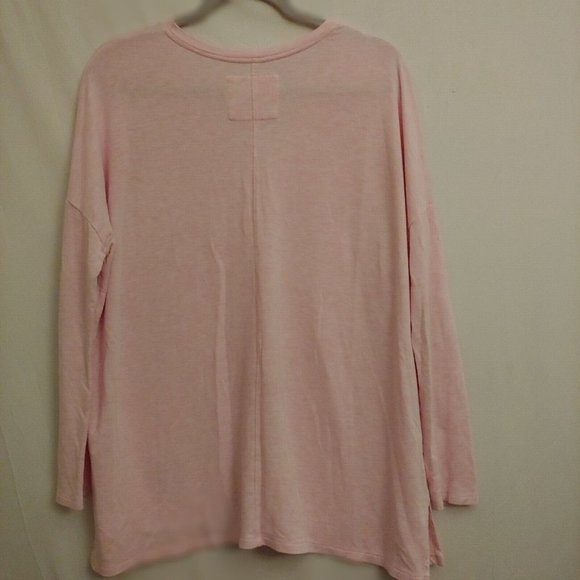 Lilly Pulitzer luxletic oversize blush pink long sleeve top small - Picture 2 of 13